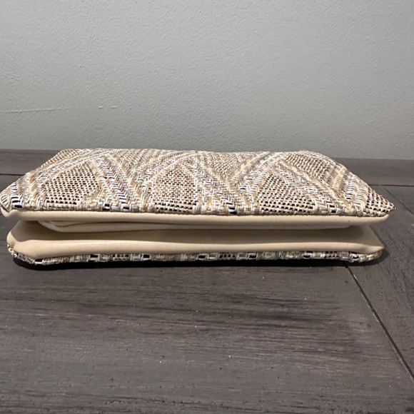 BNWT Caroline Hill Woven Crossbody - Picture 7 of 8